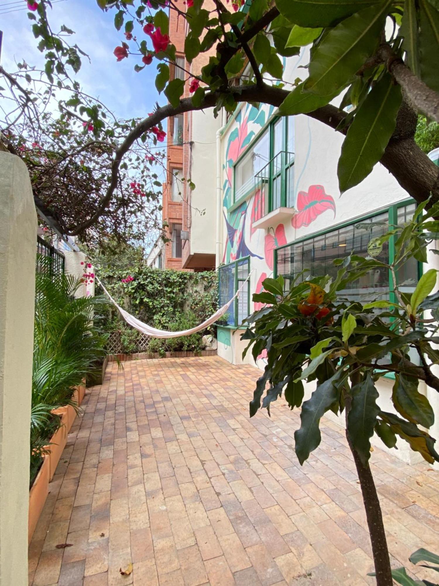 Casa Coliv-Bri Bed & Breakfast Bogota Exterior photo